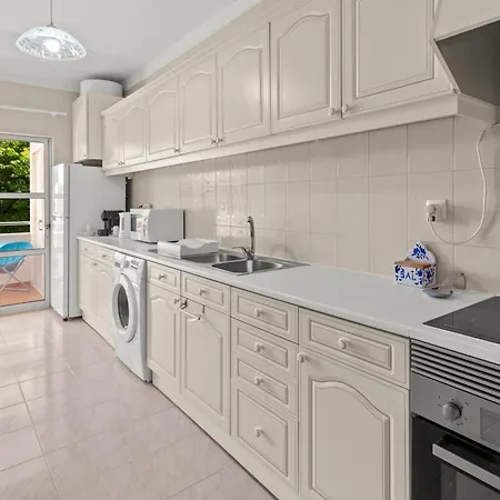 T2 Em Apartament *