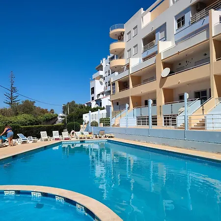 T2 Em Apartament *