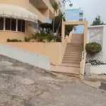 T2 Em Apartment